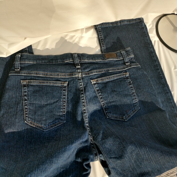 Good Riders by Lee Women's Sized 14P Blue Jeans - Picture 6 of 8